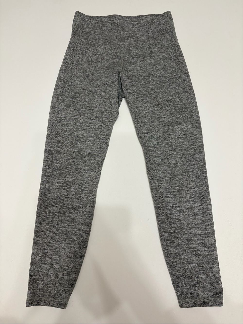 Old Navy Gray Heather High-Rise Leggings Sz M go dry activewear leggings comfy